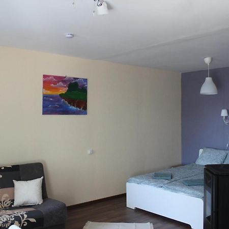 White Box Apartment Liepaja Luaran gambar
